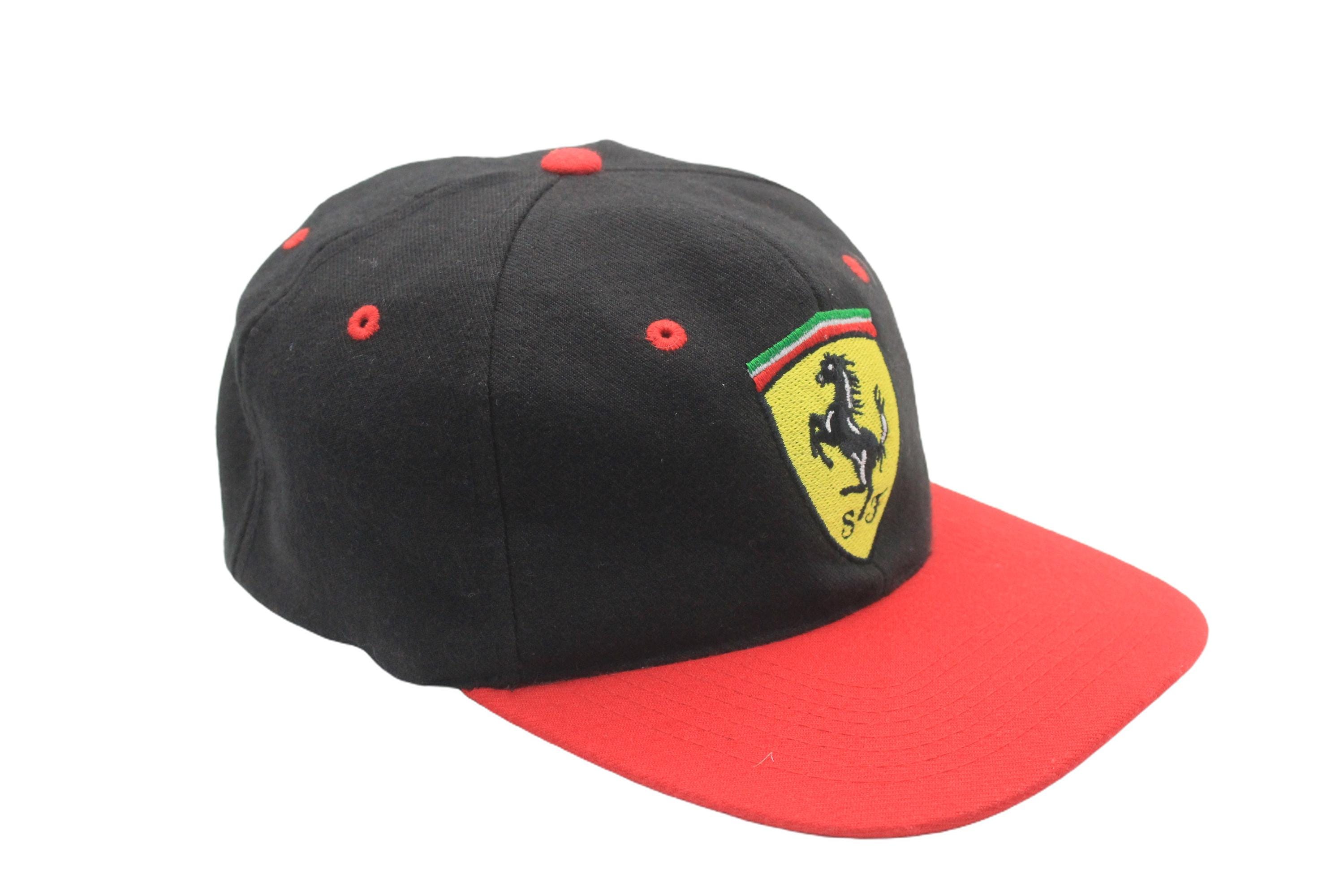 Casquette Ferrari Authentique Signée Par Michael Schumacher - Formule 1, état Parfait, Objet De Collection
