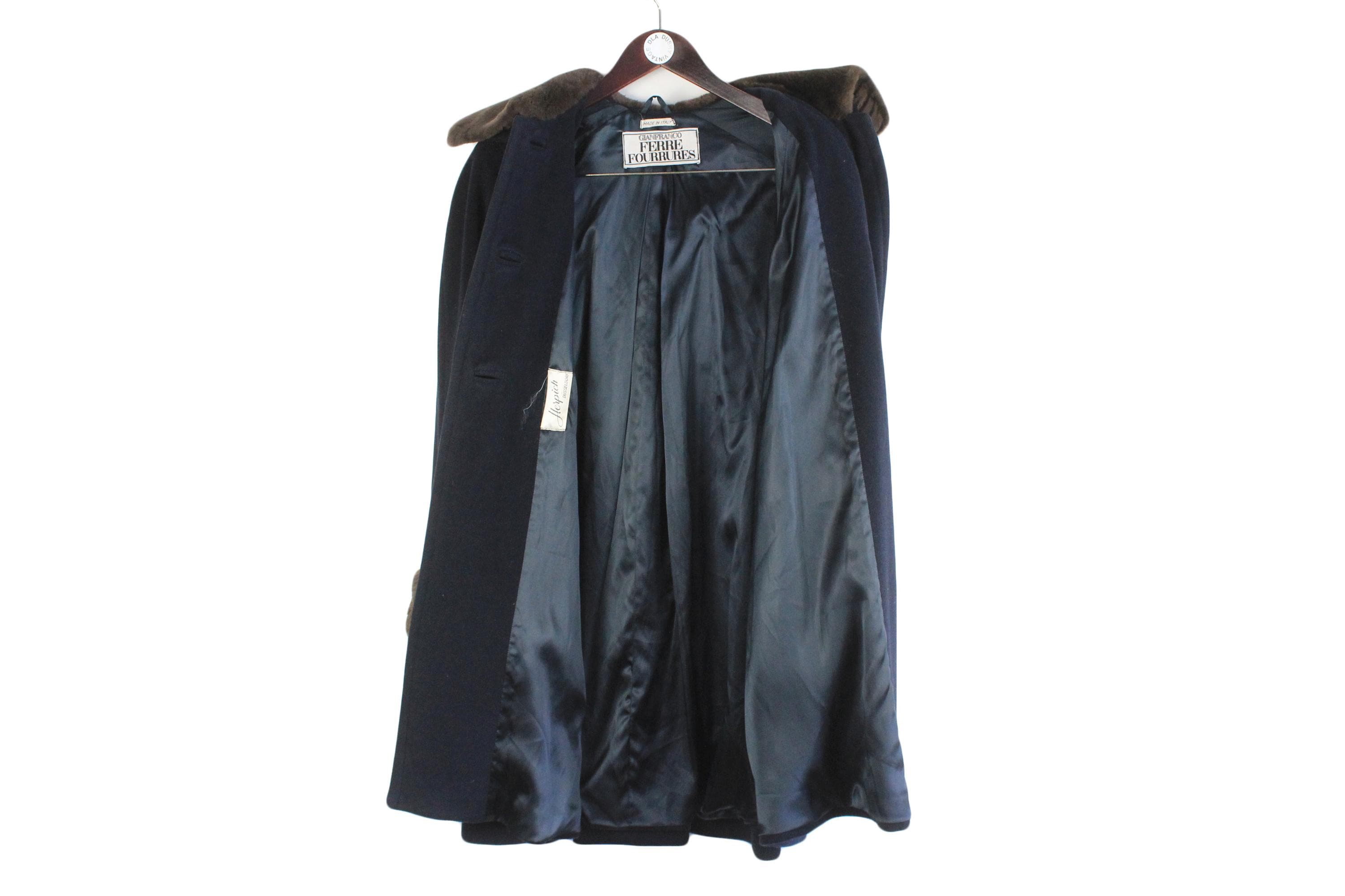 Vintage Gianfranco Ferre Fourrures Coat Size Women's 44 Black