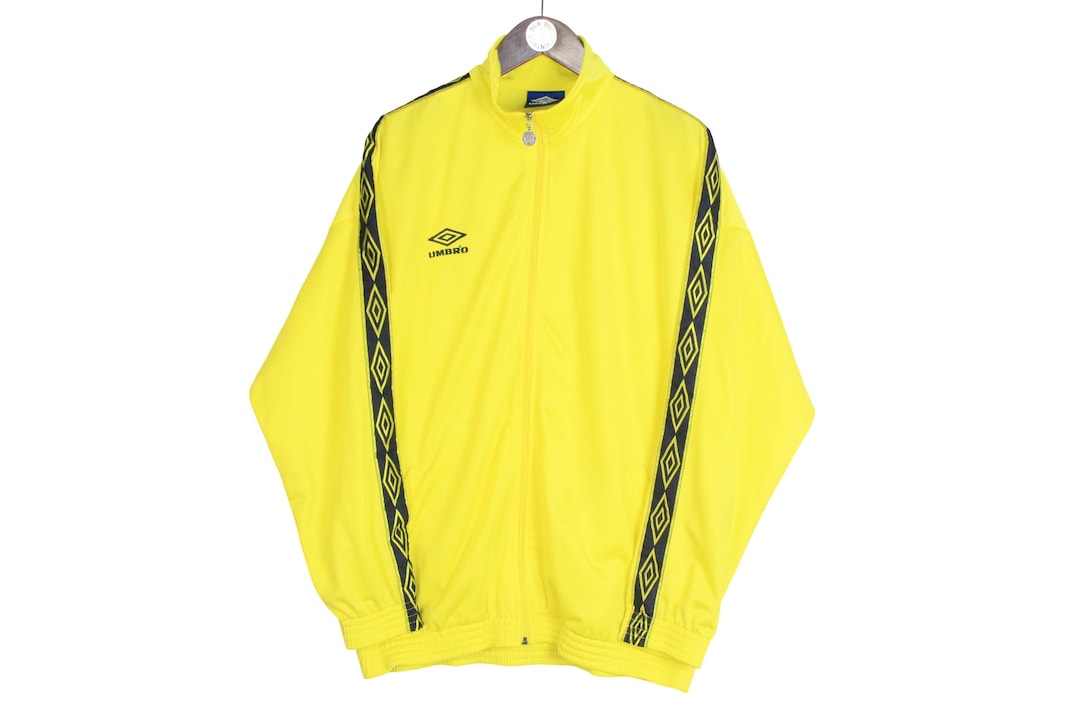 90s Umbro トラックジャケット ラグラン 黄 2XL A860 短丈 Vintage Umbro Track Jacket Size L Yellow 90s Sport Style Casual