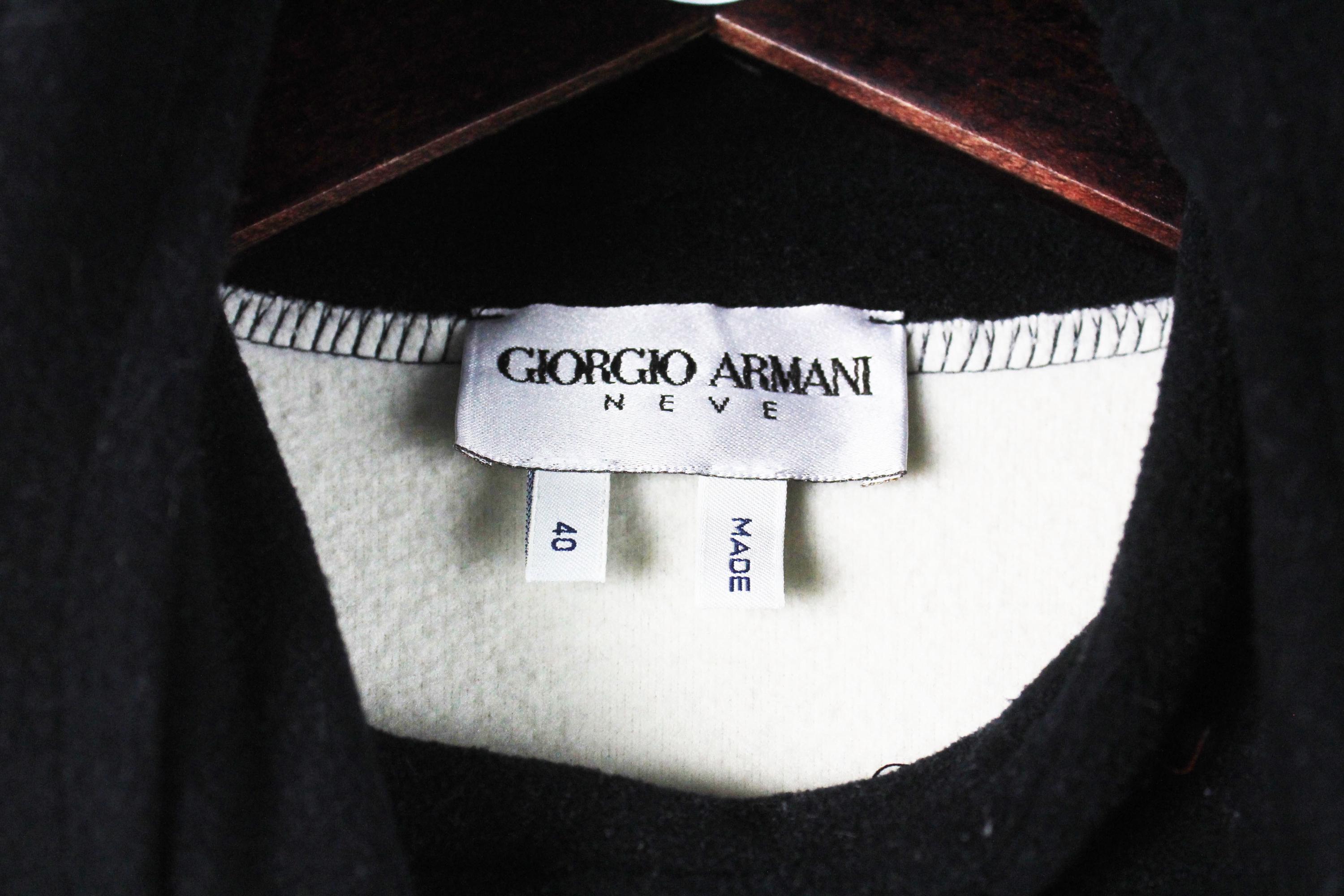 Vintage Giorgio Armani Neve Hoodie Fleece Size Women