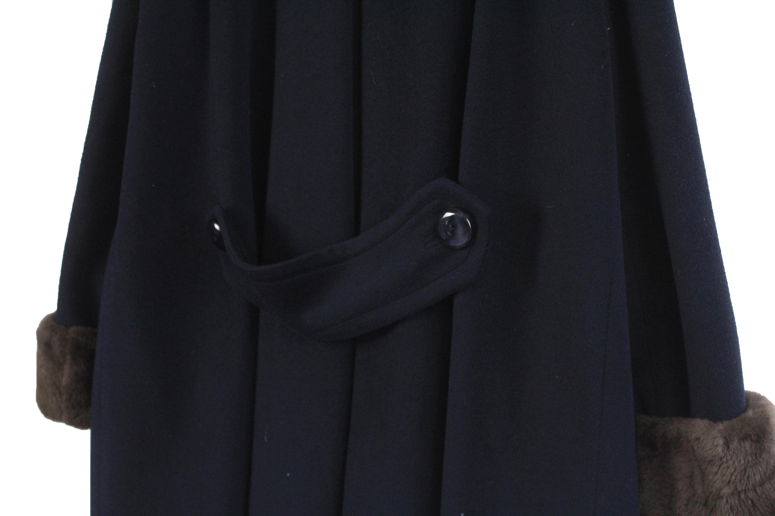 ジャケット・アウター XL90s Gianfranco Ferre 100%cashmere coat 90s Gianfranco Ferré Charcoal Wool and Cashmere Coat – Alba