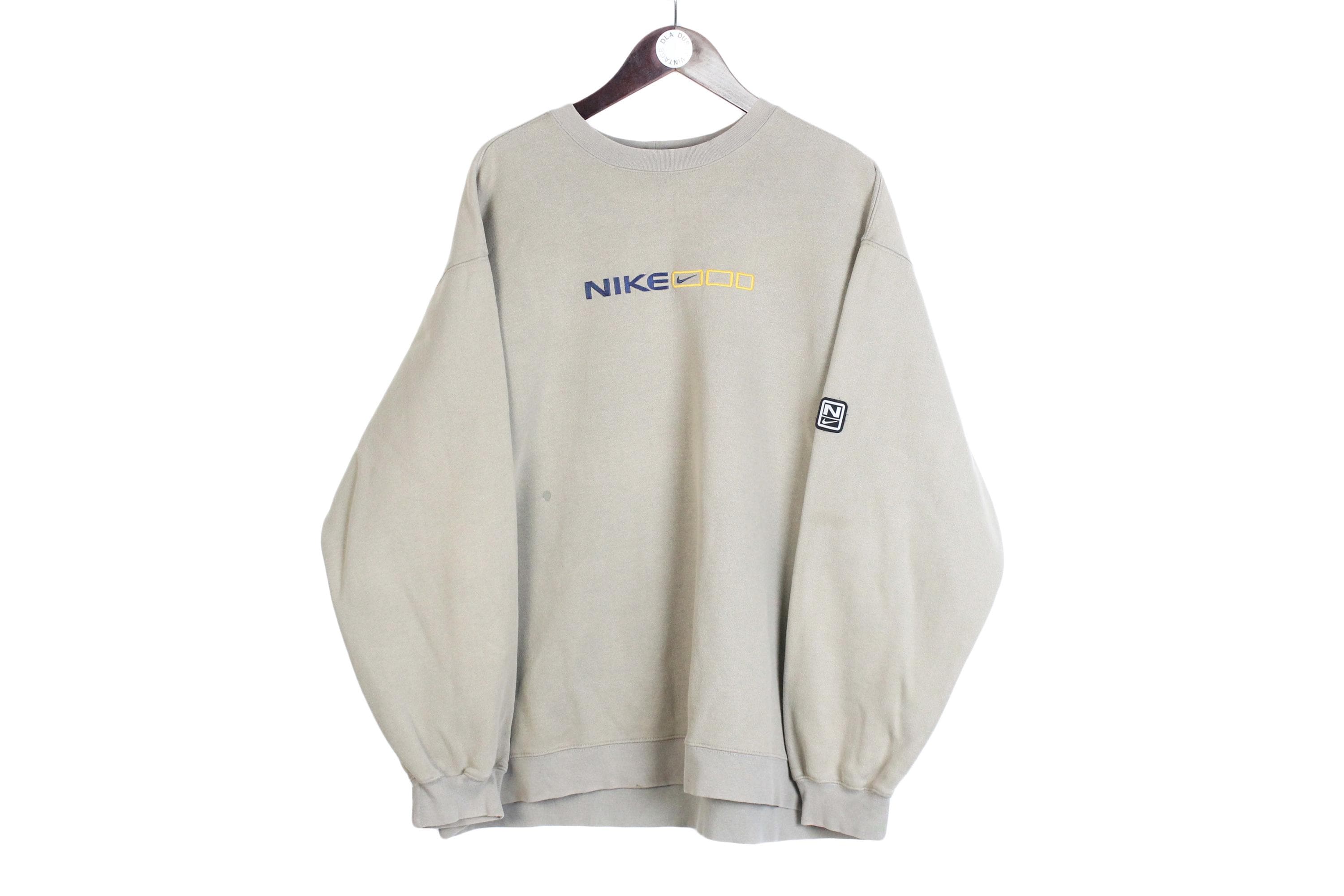 retro beige nike sweatshirt