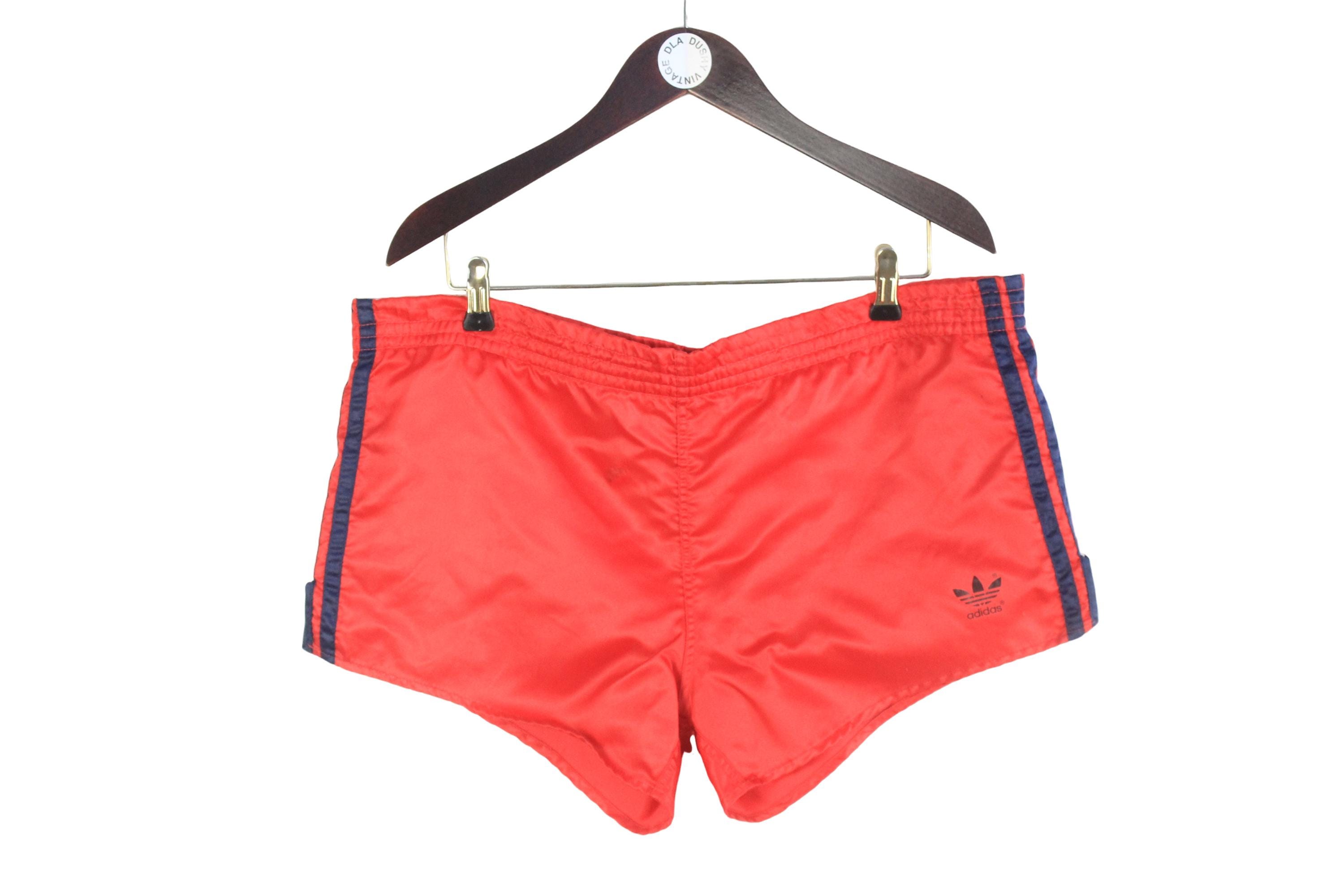 60's vintage adidas 西ドイツ製　ショートパンツRED Vintage Adidas Shorts Size XL Red Made in West Germany 80s Retro