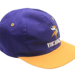 Vintage Minnesota Vikings Cap NFL American Football USA Team Purple 90s Hat Sport Style Retro Headwear