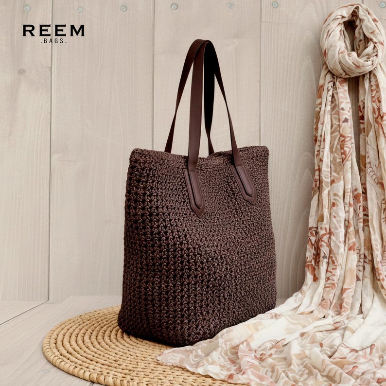 large capacity straw hobo bag for beach vacation summer shoulder bag