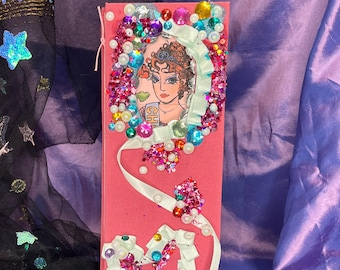 Chappell Roan Mix & Match Outfit Artist Book