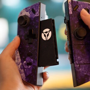 Legion Go Controller Grip – Compact, Case-Friendly Design with Custom Logo | Lightweight Gaming Accessory