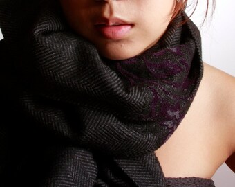 LETAU Signature Drawstring Scarf - Grey Herringbone Wool w/ Purple Floral Detail