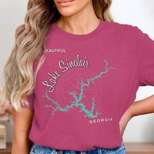Bellissima maglietta con mappa del lago Sinclair / Maglietta per le vacanze al lago / Maglietta unisex Bella Canvas Soft / Maglietta per gite in barca, campeggio e pesca