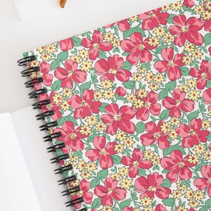 Florales gefüttertes Notizbuch - Linierter Planer, Notizblock mit Blumenmuster, Retro Notizblock mit Blumenmuster