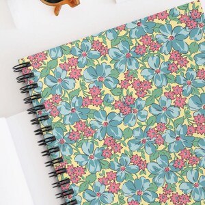 Blaue Blume gefüttert Notizbuch - Vintage Spiral Journal, Floral Schreibblock, Retro Blume Notizen
