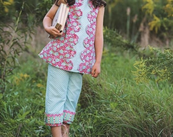 SAMPLE Girls A-Line Top and Capris Outfit, Scalloped Jumper, Vintage Pants, Girls Birthday Outfit, Pageant Interview Outfit, Casual Look, 6