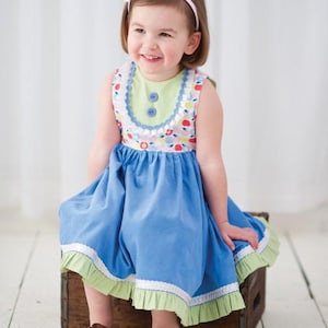 Girls Party Dress, Classic Girls Dress, Girls Pageant Dress, Pageant Casual Outfit, Ruffle Dress, Vintage Dress, Fancy Dress, Size 4