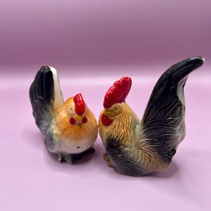 Vintage Rooster and Hen Salt & Pepper Shakers: Farmhouse Kitchen Decor