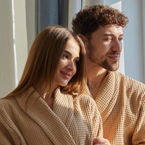 Personalized Soft Waffle Cotton Bathrobe – Unisex Spa & Lounge Robe, Custom Embroidery, Lightweight and Breathable, Perfect Cozy Gift