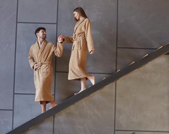 Albornoz de algodón de rizo personalizado, bata de spa bordada a medida, bata unisex suave y absorbente para hombres y mujeres.