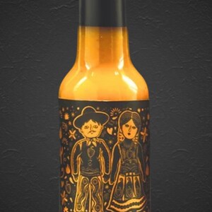 Habanero Hot Sauce - würzig, handgemacht, fermentiert, in kleinen Chargen, ganz natürlich, Gourmet, mexikanisch, scharf, schmackhaft, Tacos, Flügel,