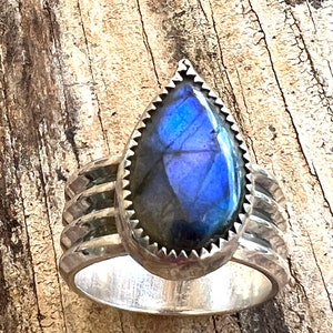 Labradorite and Sterling Silver Ring