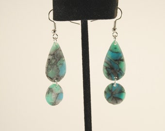 Teardrop earrings blue/green/black