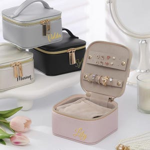 Portagioie da viaggio personalizzato, in pelle PU o velluto, con nome personalizzato, regalo per damigella d'onore, custodia per gioielli, regalo per lei, organizer per gioielli