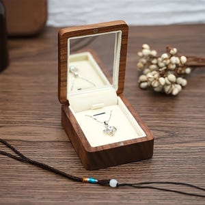 Lussuosa scatola porta-collane personalizzata per lei, elegante scatola porta-gioielli in legno, regalo di anniversario, scatola porta-collane da matrimonio, scatola porta-collane con nome inciso