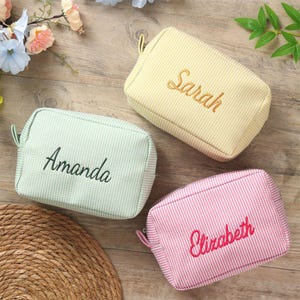 Custom Seersucker Makeup Bag, Personalized Embroidered Makeup Bag, Monogrammed Toiletry Bag, Bridal Party Gift Makeup Bag, Bridesmaid Gift
