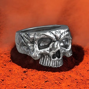 Bearded Skull Ring, 925 Sterling Silver Wrinkled Skull Ring, Gothic Biker Ring for Men, Rugged Skull Jewelry, Heavy Metal Gift