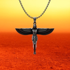 Collana con ciondolo a forma di dea egizia in argento sterling 925, con donna alata, fatta a mano, gioielli simbolici per uomo, amuleto spirituale mitologico, regalo a catena