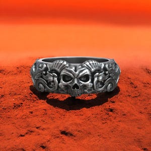 Skull Floral Ring 925 Sterling Silver, Gothic Hammered Texture Band, Dark Baroque Skull Jewelry for Men, Unique Statement Ring