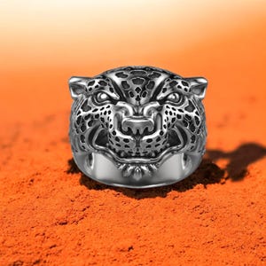 Sterling Silver Leopard Head Ring: Fierce Biker Animal Jewelry
