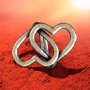 Ineinandergreifende Herzen Ring, 925 Sterling Silber Liebesknotenring, handgemachtes Infinity Herzband, romantisches Geschenk für sie, einzigartiger Silberschmuck