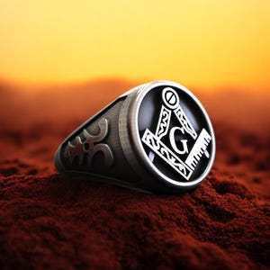 Masonic Silver Ring, 925 Sterling Silver Freemason Signet Ring, Handmade Masonic Jewelry, Men&#39;s Square & Compass Ring, Symbolic Silver Gift