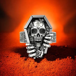 Coffin Skull Ring 925 Sterling Silver, Gothic Skeleton Ring for Men, Coffin Shaped Biker Ring, Unique Skull Jewelry