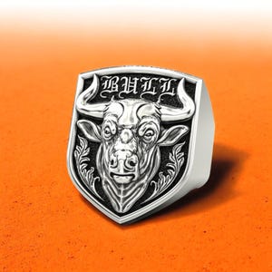 Anillo de toro para hombre, anillo de escudo de plata de ley 925 con diseño atrevido de cabeza de toro, anillo de animal del zodíaco Tauro, regalo de joyería de motociclista gótico
