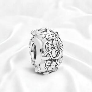 Cute Round Silver Dwarf Charm, Engraved Dwarfs Snow White Charm, Silver Round Pendant Charm, Fits On Pandora Bracelet, Gift For Her