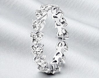 Heart-Link Eternity Ring for Women in Sterling Silver, Full Band Crystal Heart Ring Gift, Romantic Silver Love Ring for Her Jewellery