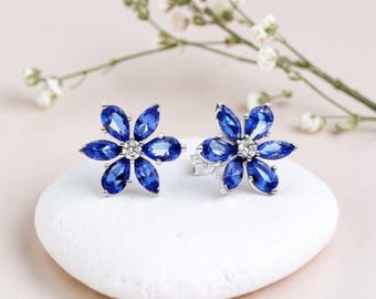 Blue Flower Stud Earrings, Silver Floral Earrings, Blue Crystal Jewellery, Herbarium Cluster Earrings Gift for Her, Nature Inspired Studs