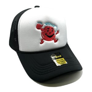 Oh Yeah Mesh Trucker Snapback (White/Black)