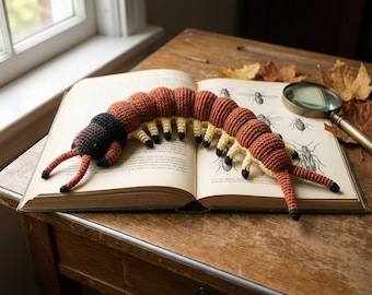 Realistic Centipede Crochet Pattern PDF, Detailed Insect Amigurumi, Creepy Bug Plush Digital Crochet Pattern