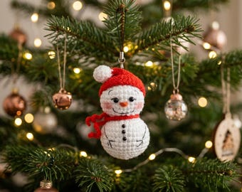 Snowman Keychain Crochet Pattern PDF, Amigurumi Hanging Snowman Charm, Christmas Snowman Ornament, Winter Bag Charm, Instant Download