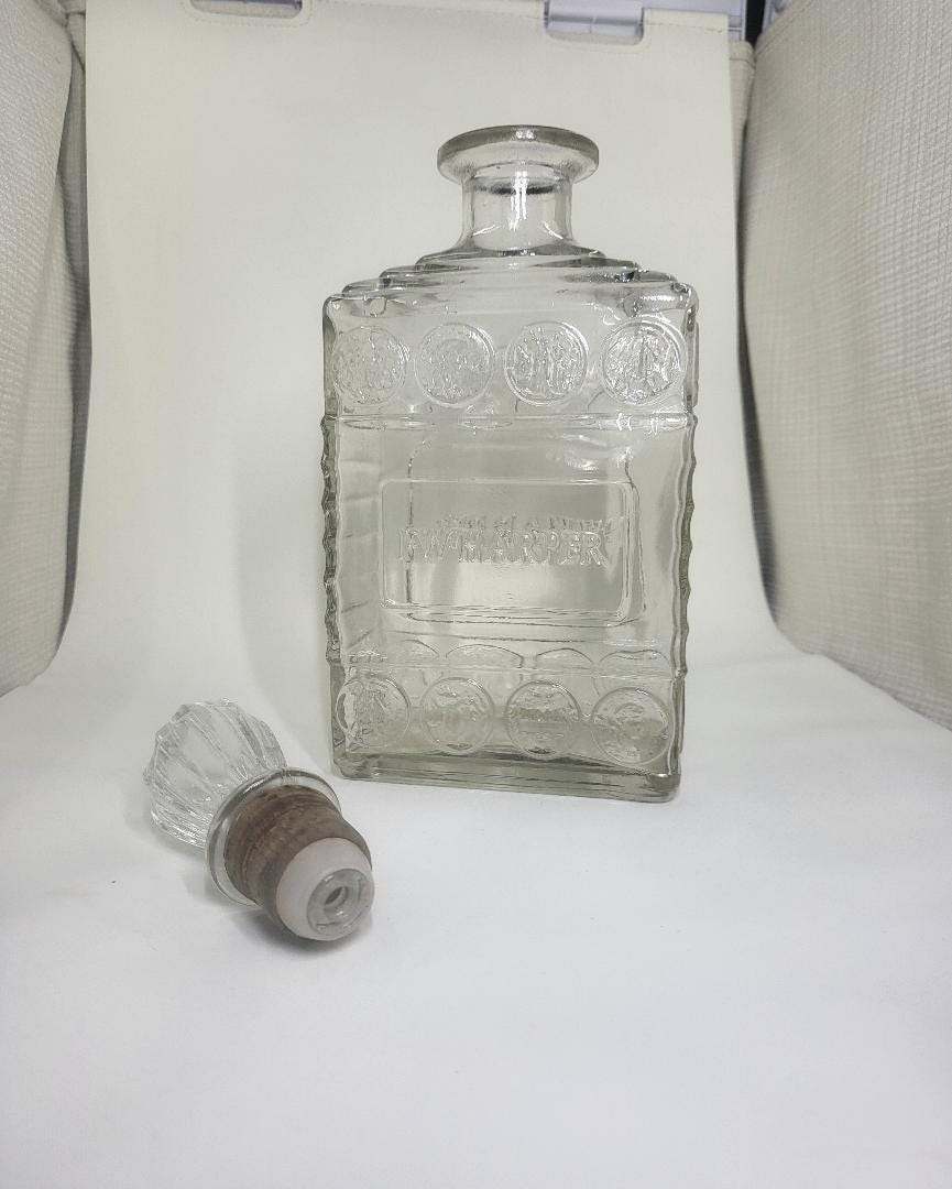 I.W.HARPER（I.W.ハーパー）130ヶ月 樽型ボトル 陶器 43％ 750ml（重量