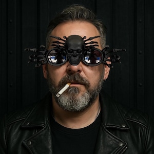 Skull Sunglasses – Gothic Costume Glasses for Halloween, Rave, Cosplay, Festival Looks, Unisex, Party, Disco, Special Design Sunglasses
