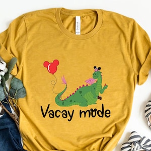 Pete&#39;s Dragon Vacay Mode Shirt: Disneyland Family Tee