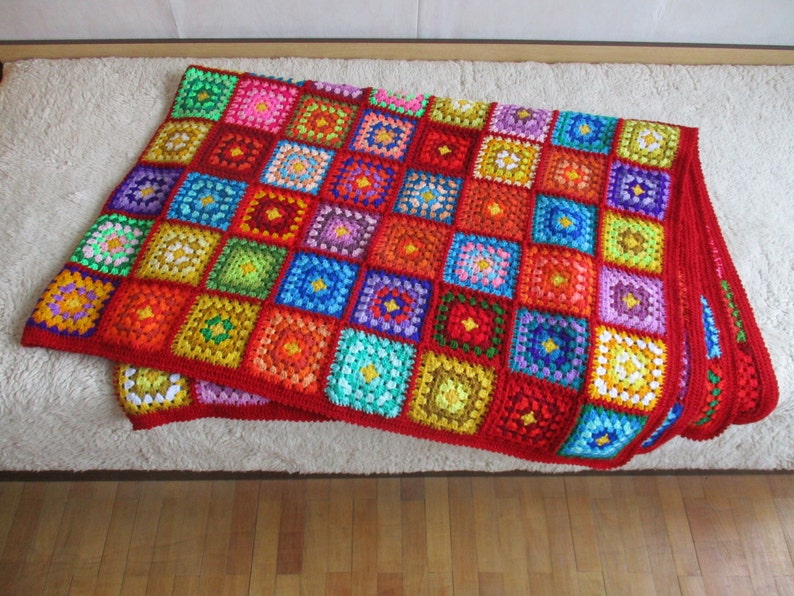 Big granny square afghan blanket, red, warm, wrap, colorful, handmade, retro, crochet, patchwork, bed cover, cozy image 2
