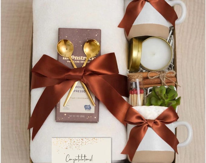 Housewarming Gift Box, Cozy New Home Welcome Gift, Thoughtful Care Package for Homeowners