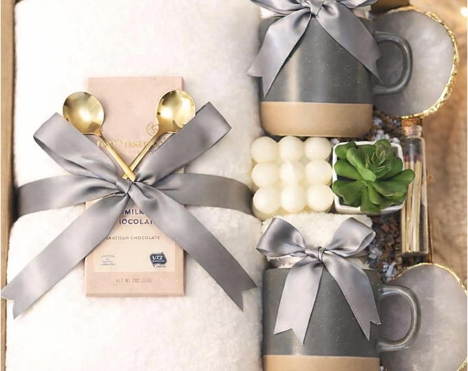 Realtor Closing Gift Box for Clients, Luxury Housewarming Gift Basket, New Home Gift for Buyers