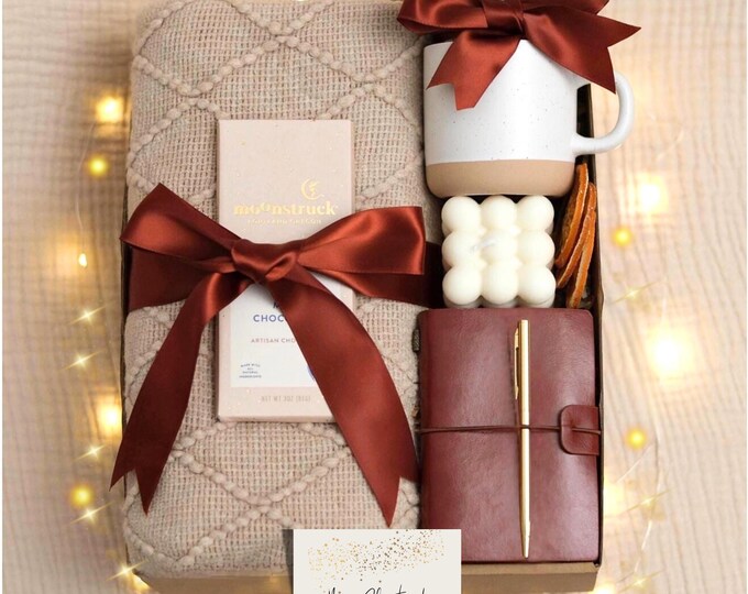 Warm Christmas Gift Box – Cozy Holiday Gift Set with Blanket, Mug, Chocolate & Journal | Ships Free in 1 Day