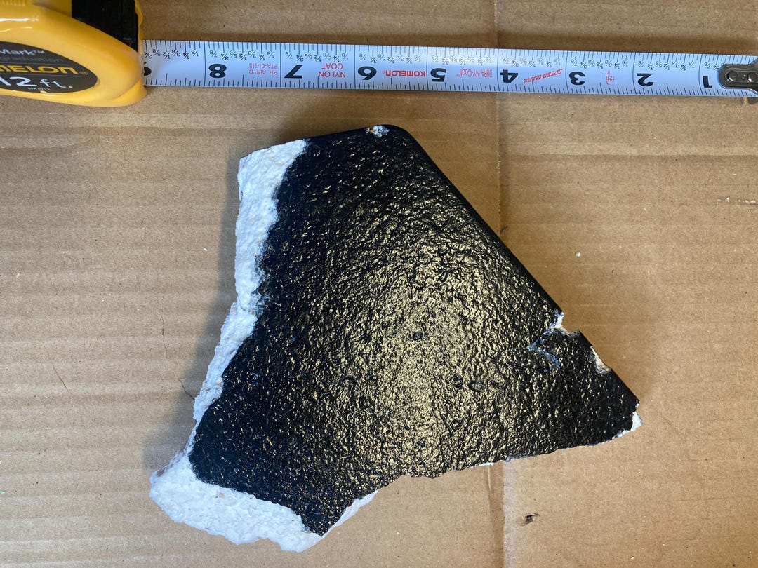Authentic SpaceX Starship SN24 Heat Shield Tile Fragment – Custom Glass Display Case – Flight Hardware
