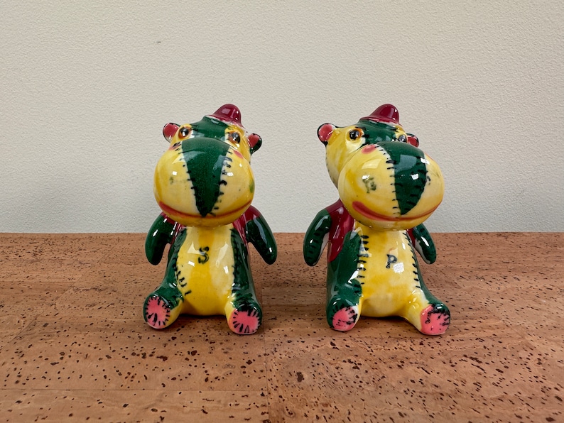 Vintage Ceramic Hippo Salt Pepper Shakers Quilted Patchwork Red Green Yellow image 1