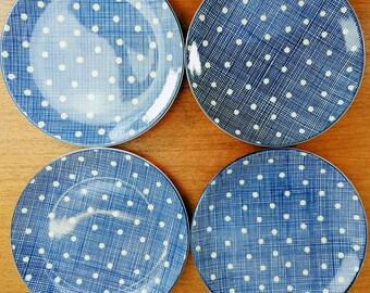 Waechtersbach (4) 7" Bread Plates | Blue Crosshatch White Dots | B1577 | Germany